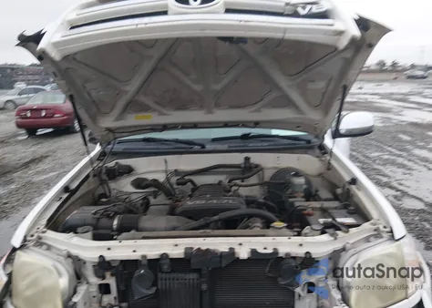 2006 Toyota Tundra Sr5 V8 из США, поврежденный, VIN 5TBET341X6S507620